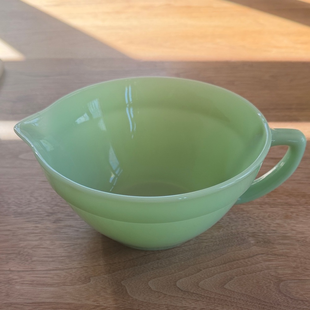 Fire King Jadeite Green Glass Mixing Bowl with Spout and Handle